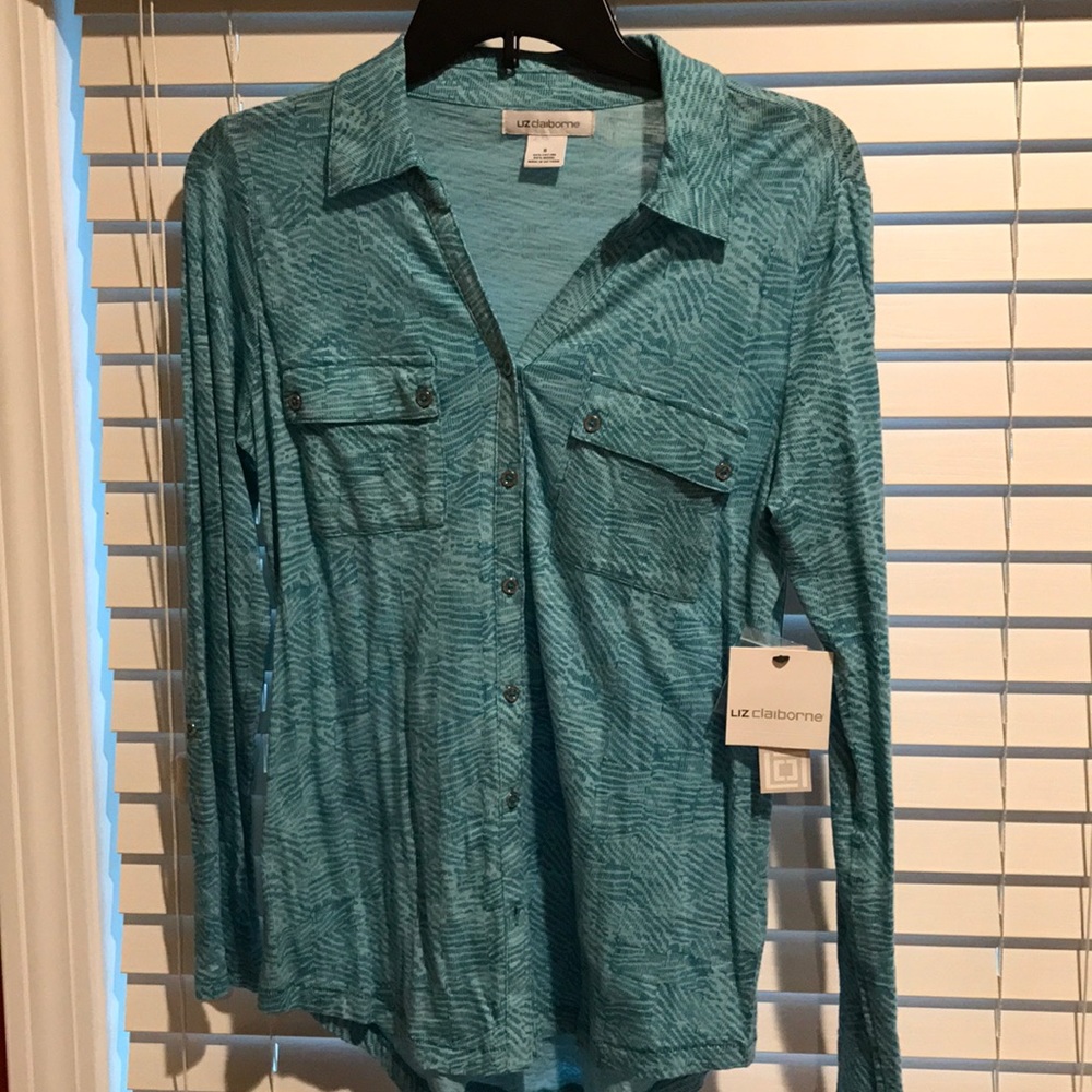 Buttoned shirt